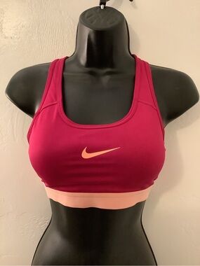 Nike Women's Sports Bra
